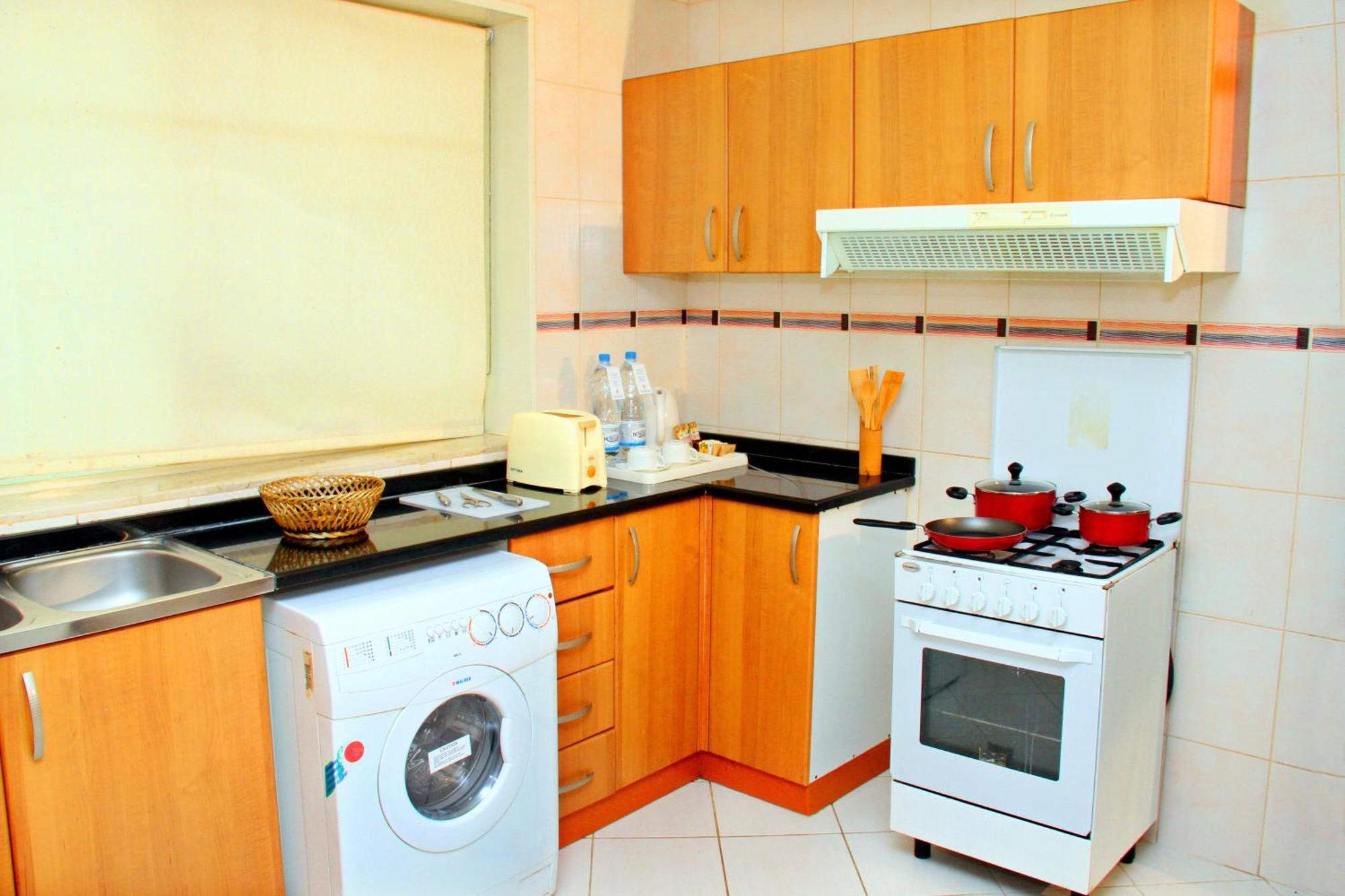 Emirates Stars Hotel Apartments Sharjah Esterno foto