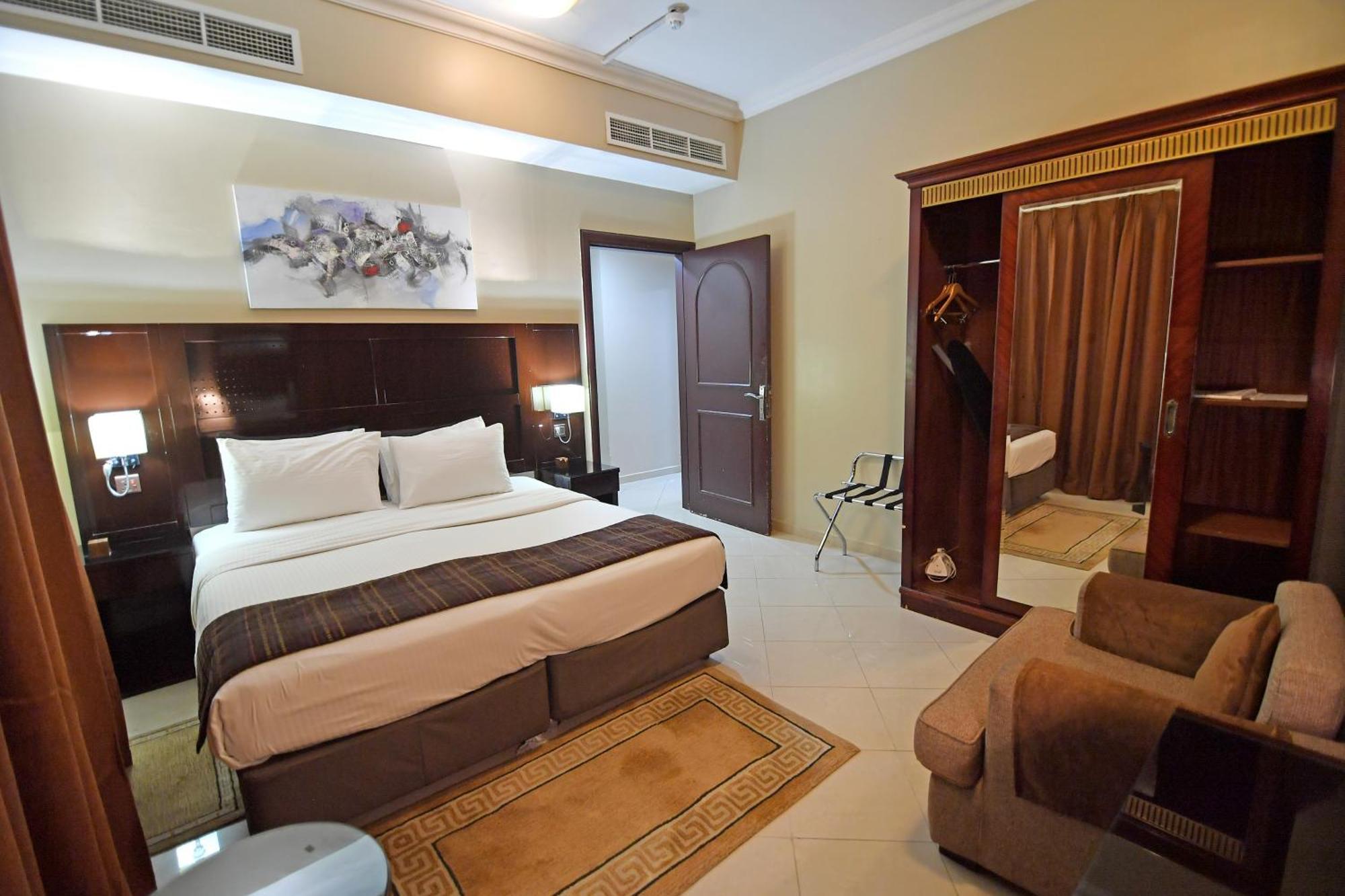 Emirates Stars Hotel Apartments Sharjah Esterno foto