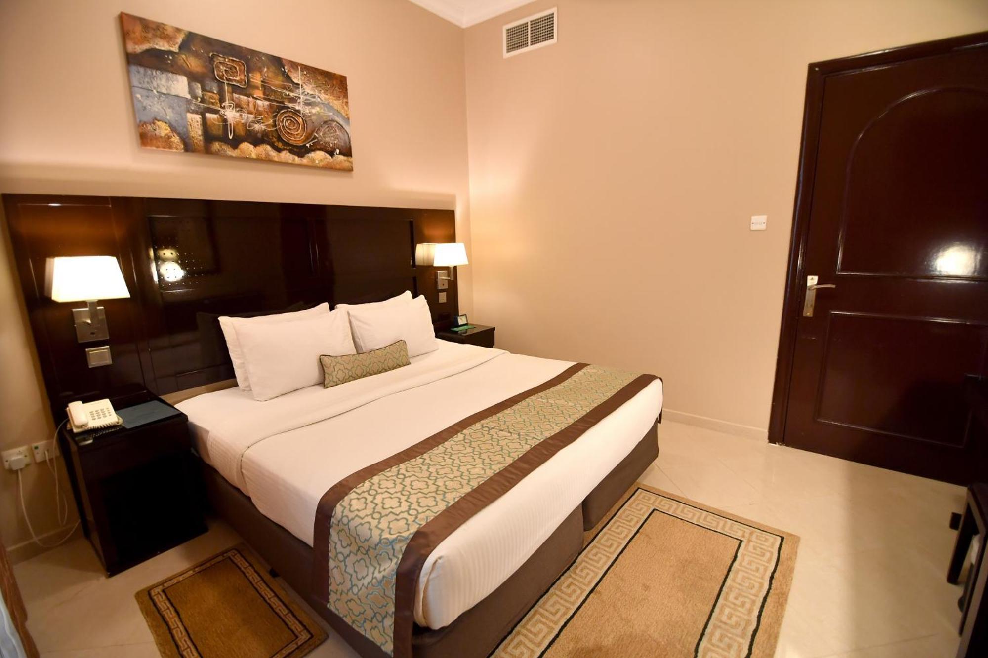 Emirates Stars Hotel Apartments Sharjah Esterno foto