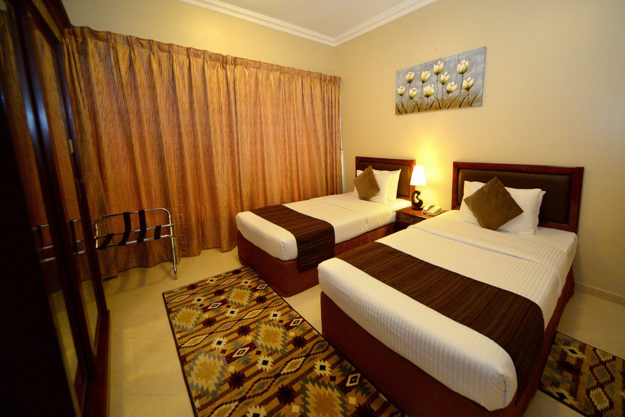 Emirates Stars Hotel Apartments Sharjah Esterno foto